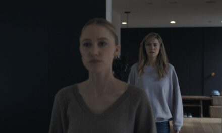 Otthon, ahol a rémálmok a bőröd alá férkőznek: új pszichológiai thriller érkezik a Disney+-ra