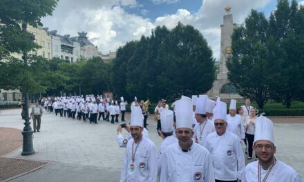 Séfek öltöztetik fehérbe a budapesti belvárost