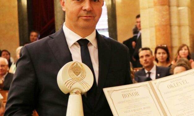 Új fogászati irány: nem a fogat, a csontot kell megmenteni