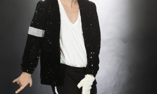 A világ azt hitte, Michael Jackson tért vissza: hasonmás videója 7,3 milliós nézettséggel robbant be
