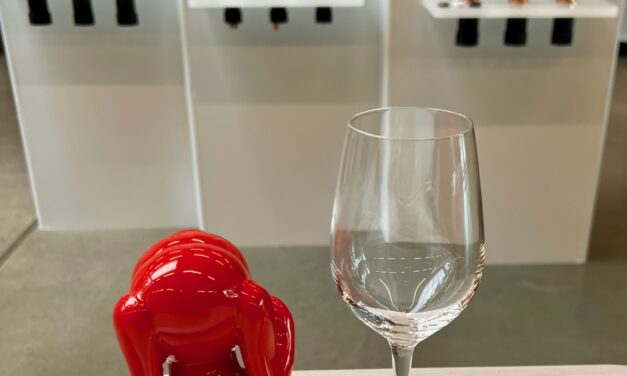 Új dizájnirányokat mutatott be a RAVAK Budapesten