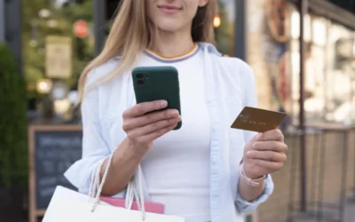 Dagadnak a tartozások, miközben készpénzt is egyre többen vesznek fel hitelkártyával