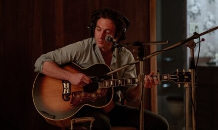 A GOLDEN GLOBE®-RA JELÖLT Bruce Springsteen életrajzi film JANUÁR 23-ÁN ÉRKEZIK A DISNEY+-RA