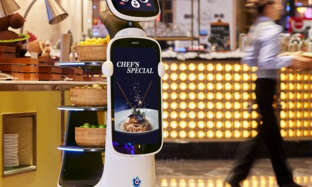 Robotok forradalmasítják a vendéglátást: ismert kínai cég termékei jönnek Magyarországra