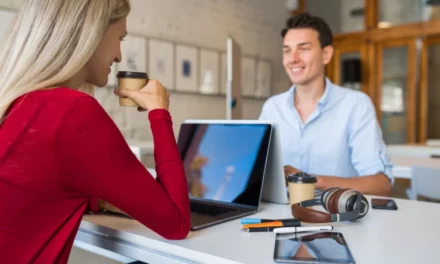 Hamarosan indulnak a banki díjemelések a vállalkozóknak, de most még befagyaszthatók a díjak