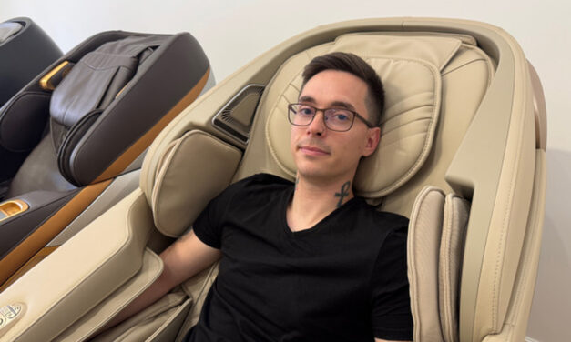 Otthoni masszázs, terápiás hatással? Egy gyógymasszőr válaszol a masszázsfotelek valódi előnyeire