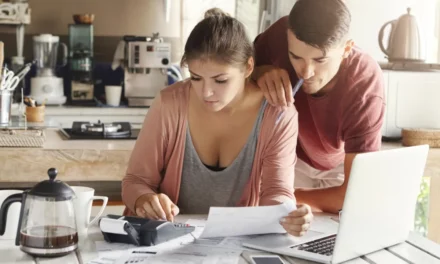Szinte csak lakáshitelt és személyi kölcsönt vesznek fel a magyarok