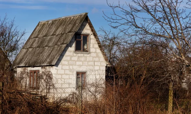 Olcsó zártkertből családi ház Otthon Starttal? Jogi aknamező lehet!