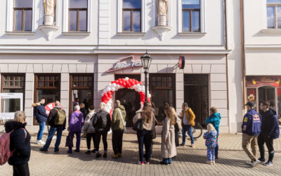 Megújult Pizza Hut nyílt Eger belvárosában