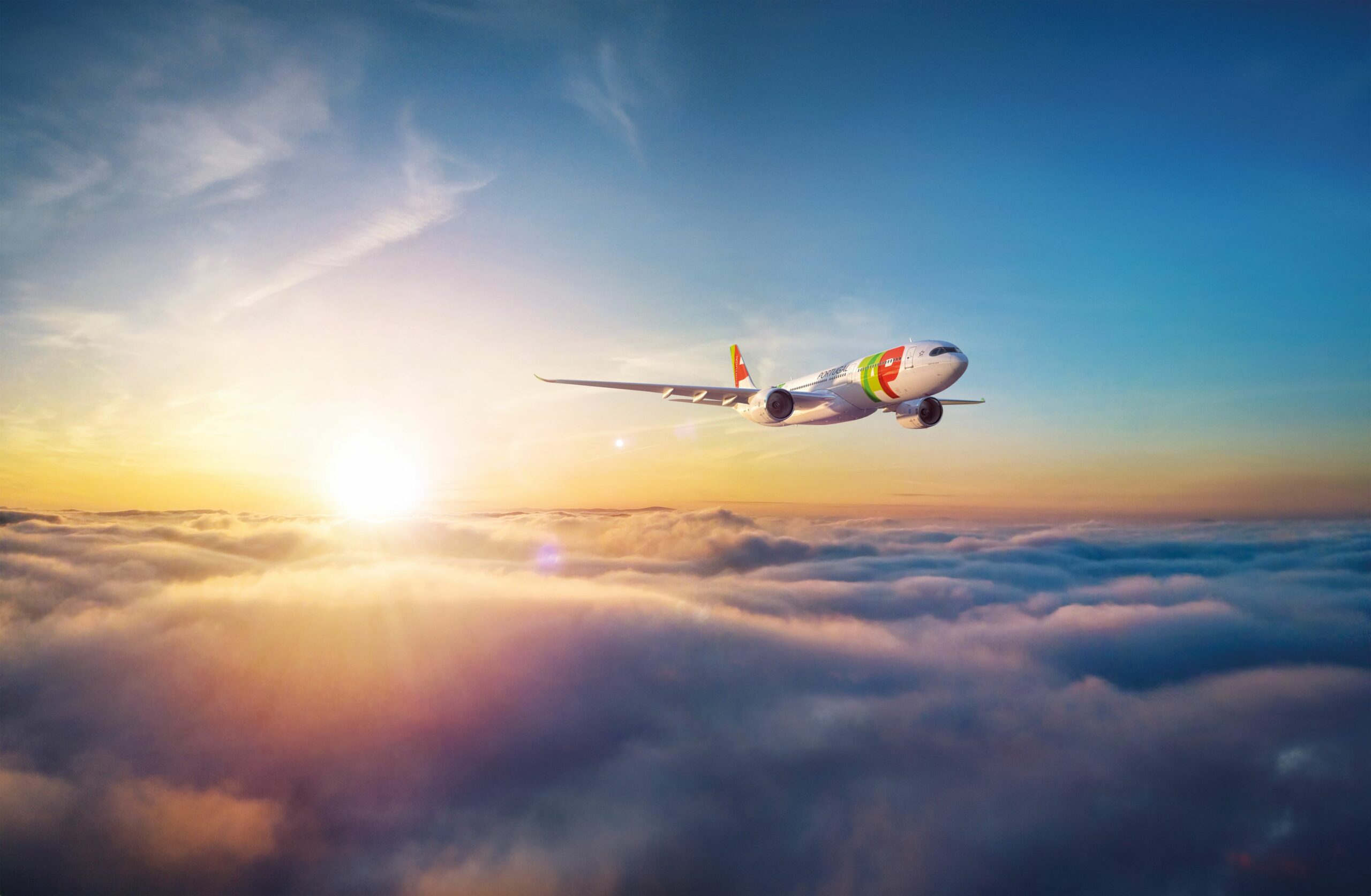Foto1_A330neo_Sunset_CMYK