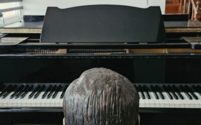 Balatonszemesen avatják fel Magyarország első Freddie Mercury-mellszobrát