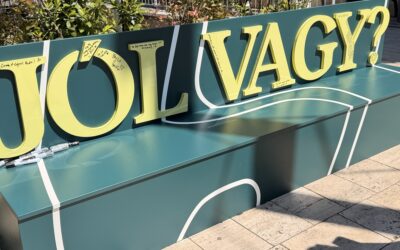 A magyarok közel fele elrejti valódi érzéseit: az érzelmi álarcok mögött mélyül a társas magány