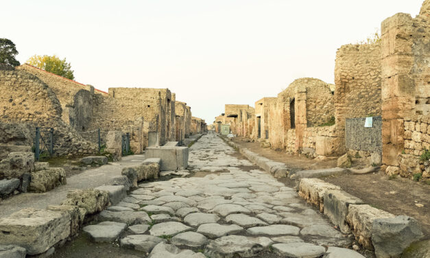 A város, amely megállította az időt: 10 meglepő tény Pompejiről
