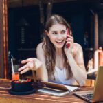 A maratoni beszélő és a kihangosított világpolgár: mit árulnak el rólunk a telefonálási szokásaink?