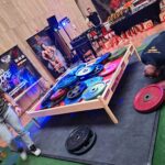 Nem az ágy tört össze, hanem a súly fogyott el: több mint másfél tonnát bírt egy miskolci terhelésteszten egy magyar franciaágy