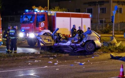 Összeütközött egy kisteherautó és egy személygépkocsi !