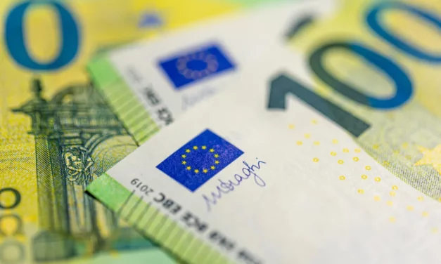 A magyar bankok beelőzték a Revolutot? Friss adatok mutatják, hol éri meg eurót váltani