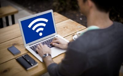 Privát üzenetek szűrését hosszabbítaná meg az EU, újra fellángolt a Chat Control körüli vita