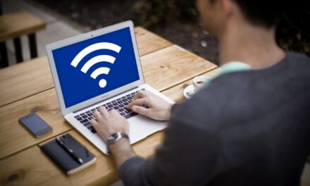 Privát üzenetek szűrését hosszabbítaná meg az EU, újra fellángolt a Chat Control körüli vita