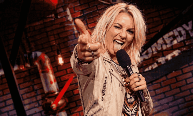 Roxy Blaze a virtuális térből rázta fel a magyar politikát