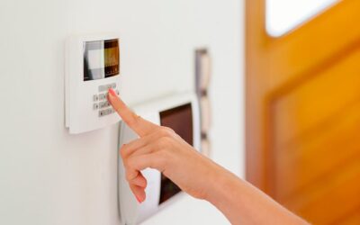 Hetente százával érdeklődnek: a mobilról vezérelhető riasztók felé fordulnak a lakástulajdonosok