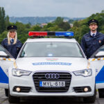 Fókuszban a teherautók és a buszok .