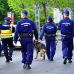 A melltartójában találtak drogot