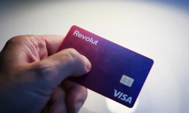 Breaking: több készpénzt lehet ingyen felvenni a Revolut kártyákkal