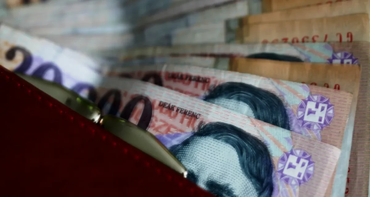 Közszolgálati otthontámogatás: ennyit nyerhetsz a lakáshiteled előtörlesztésével