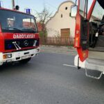 Családi ház udvarán, átépítésből származó hulladék gyulladt meg !