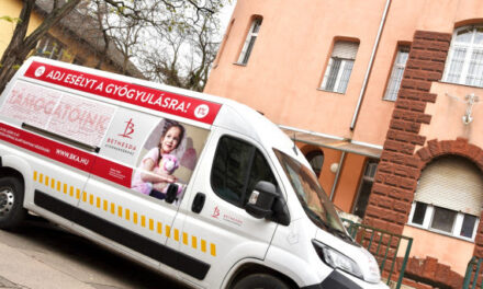 Tízezer lépésből valóság: átadták a Bethesda új, speciális járműveit