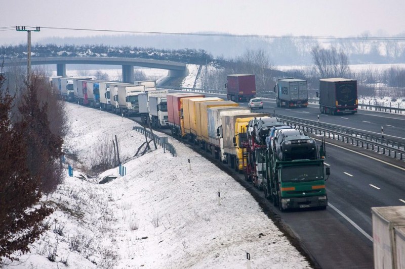 Havazás – Ismét áthaladhatnak a kamionok a letenyei határátkelőn